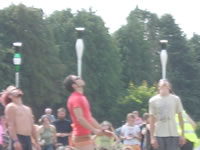 Only in Ireland! A guinness balance on top of Juggling Club on Head endurance challenge!